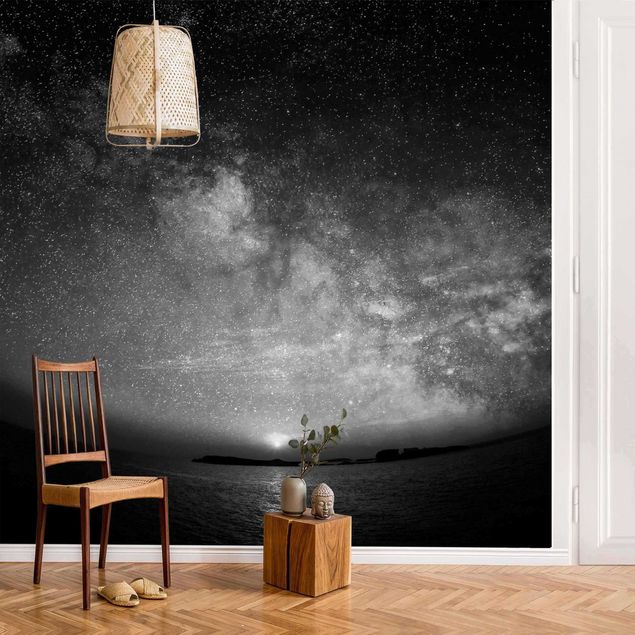 Wallpaper - Sun And Stars At Sea Black And White