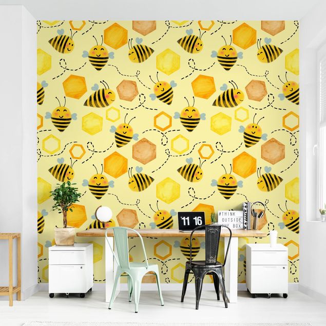 Wallpaper - Sweet Honey With Bees Illustration