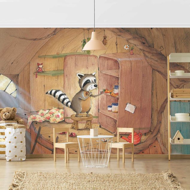 Wallpaper - Vasily Raccoon - Vasily At Kitchen Cabinet