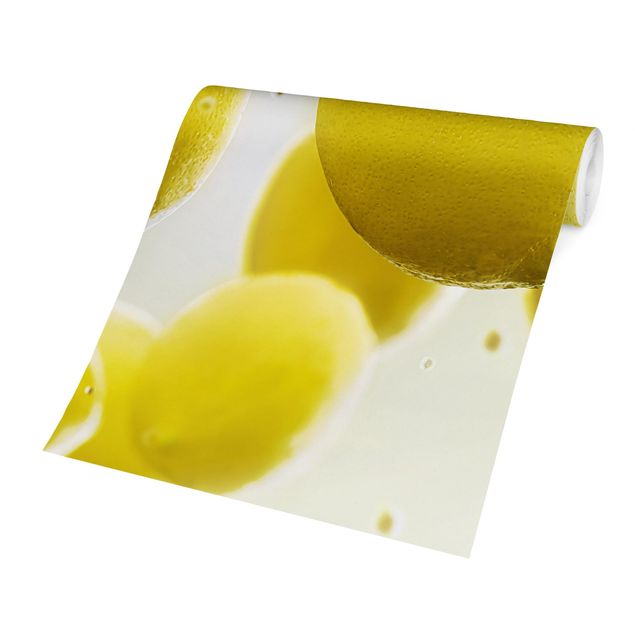 Wallpaper - Lemons In Water