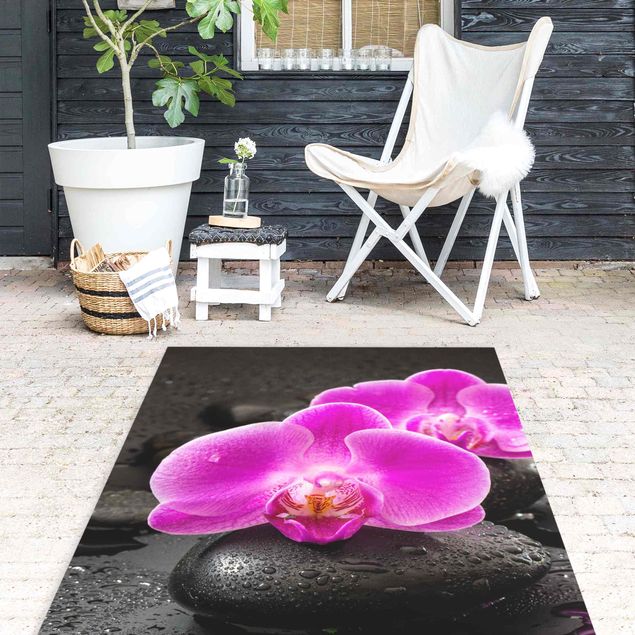 Runner rugs Pink Orchid Flower On Stones With Drops