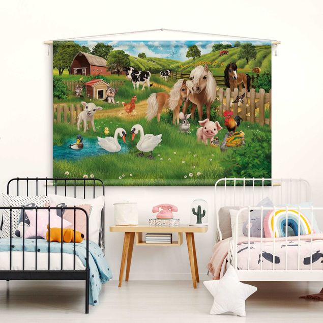nature wall tapestry Animal Club International - Animals On A Farm
