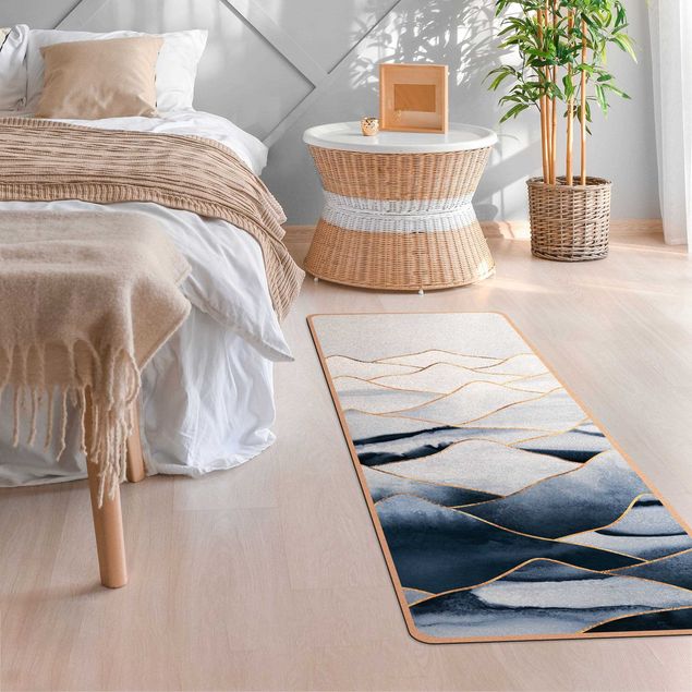 modern abstract rug Watercolour Mountains White Gold