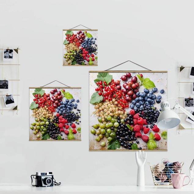 Fabric print with poster hangers - Mixture Of Berries On Metal