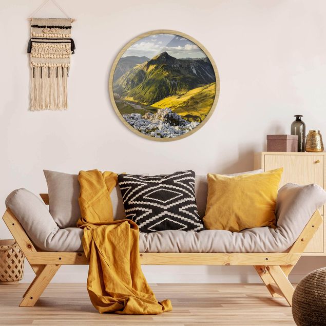 Circular framed print - Mountains And Valley Of The Lechtal Alps In Tirol