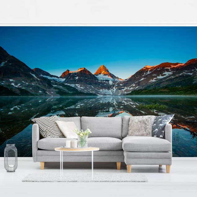 Wallpaper - Mountain Landscape At Lake Magog In Canada