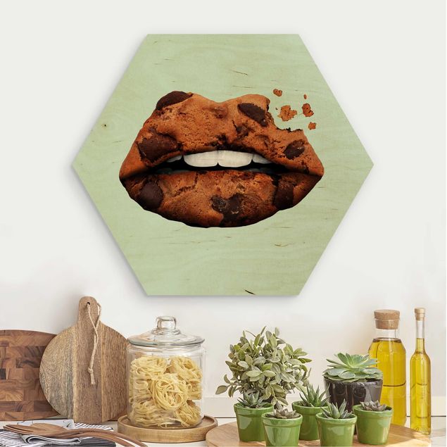 Wooden hexagon - Lips With Biscuit