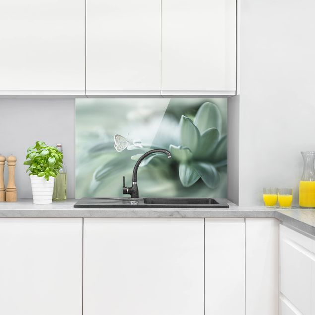 Glass splashback kitchen animals Butterfly And Dew Drops In Pastel Green