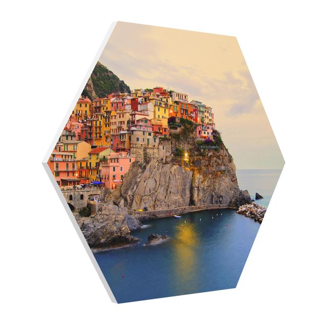 Forex hexagon - Colourful coastal town