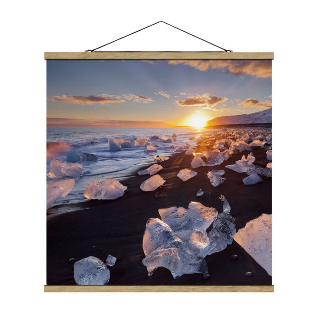 Fabric print with poster hangers - Chunks Of Ice On The Beach Iceland
