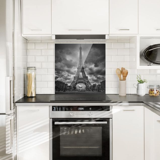 Glass splashback Eiffel Tower In Front Of Clouds In Black And White