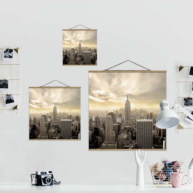 Fabric print with poster hangers - Manhattan Dawn
