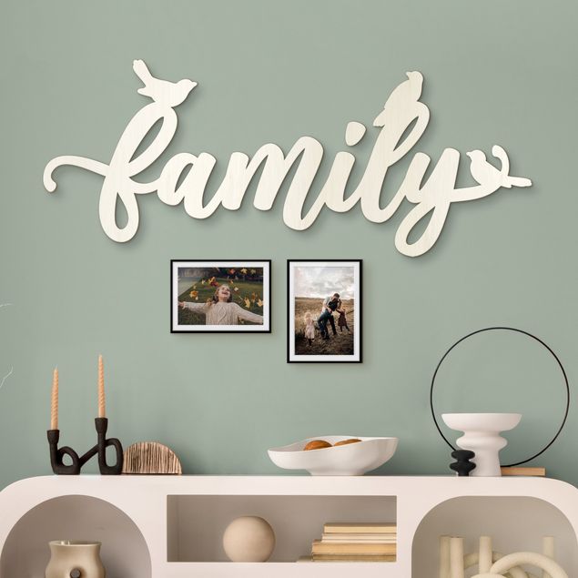 Wooden wall decoration 3D Text - Family with Sparrows