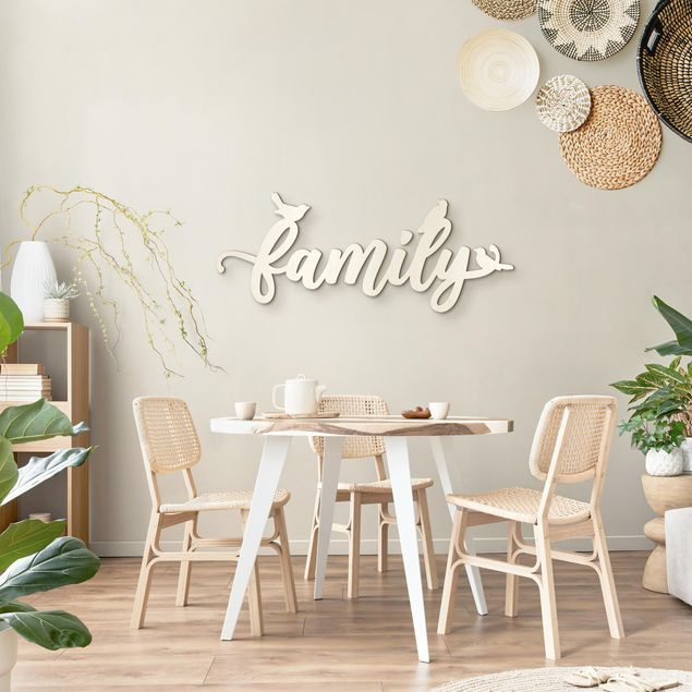 Wooden wall decoration 3D Text - Family with Sparrows