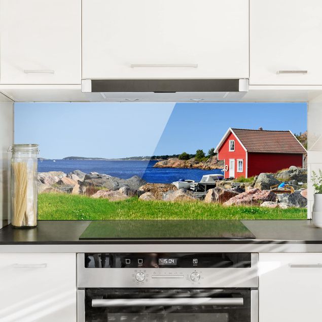 Glass splashback architecture and skylines Holiday in Norway
