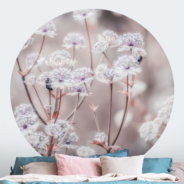 Self-adhesive round wallpaper - Wild Flowers Light As A Feather