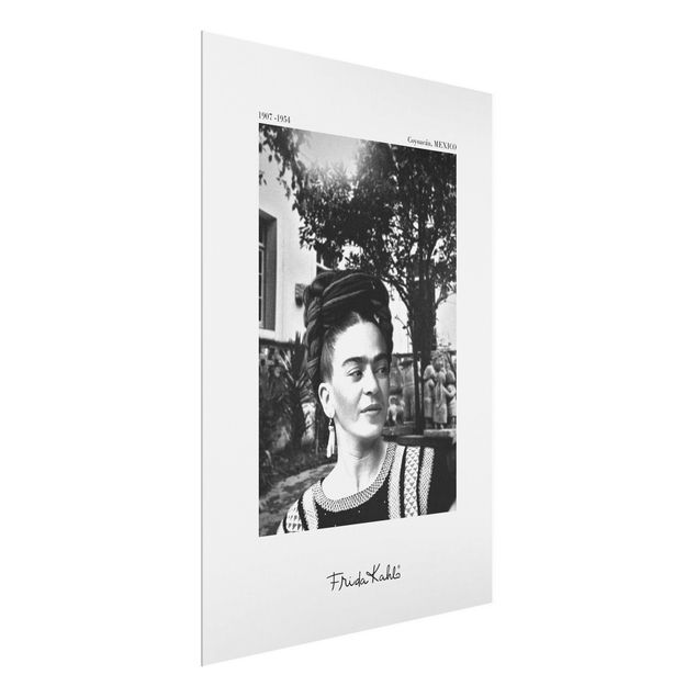 Glass print - Frida Kahlo Photograph Portrait In The Garden