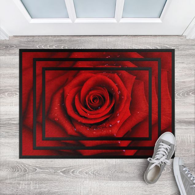Floral rugs Red Rose With Water Drops