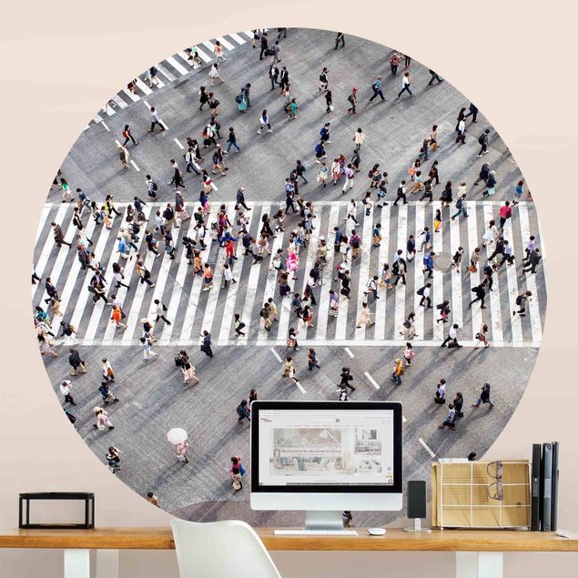 Self-adhesive round wallpaper - Shibuya Crossing in Tokyo