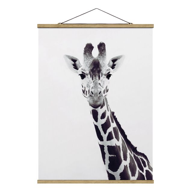 Fabric print with poster hangers - Giraffe Portrait In Black And White - Portrait format 3:4