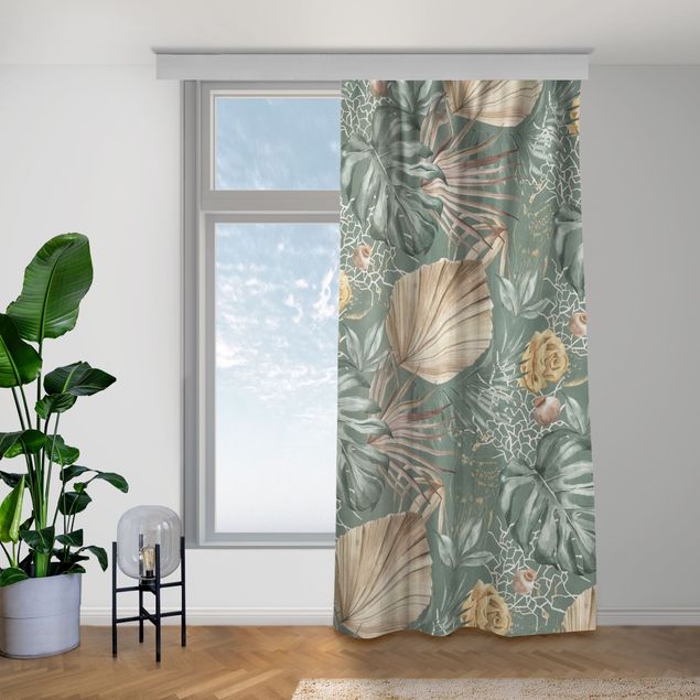 made to measure curtains Large Leaves With Roses In Front Of Green