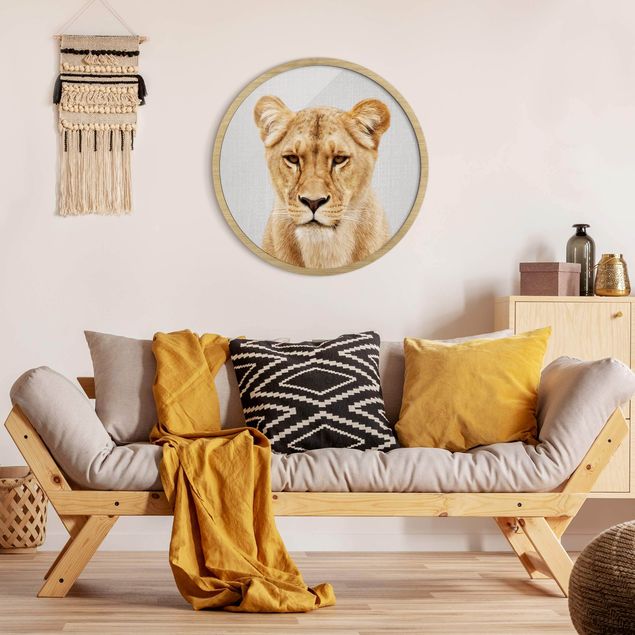 Circular framed print - Lioness Lisa