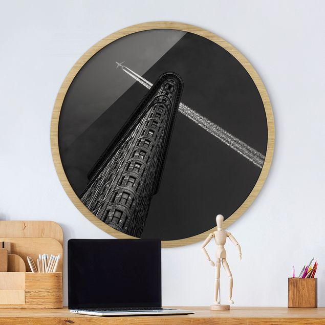 Framed prints round New York Flat Iron With Airplane