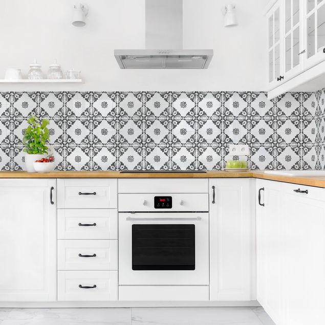 Kitchen splashback tiles Portuguese Vintage Ceramic Tiles - Sintra Black And White