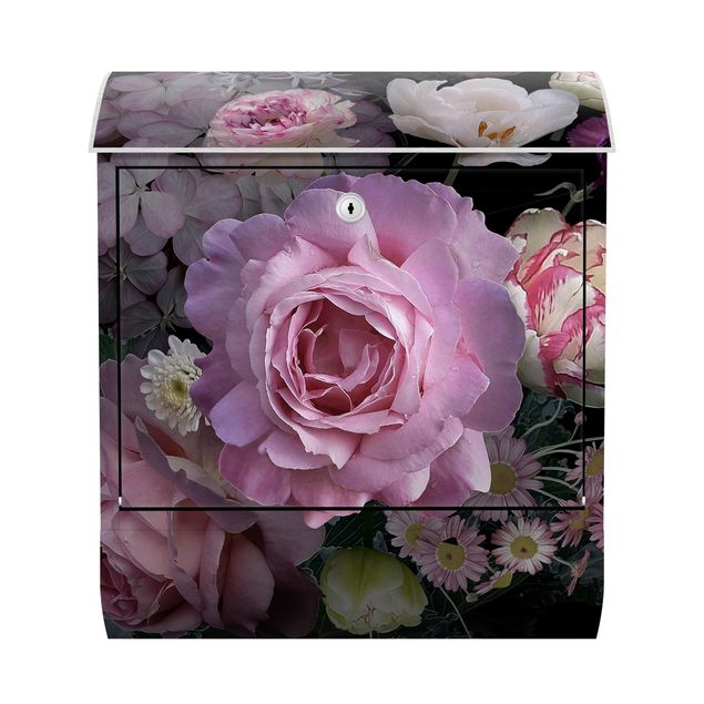 Letterbox - Bouquet Of Gorgeous Roses