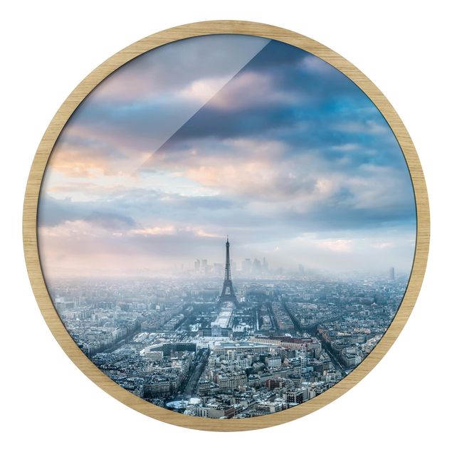 Circular framed print - Winter In Paris